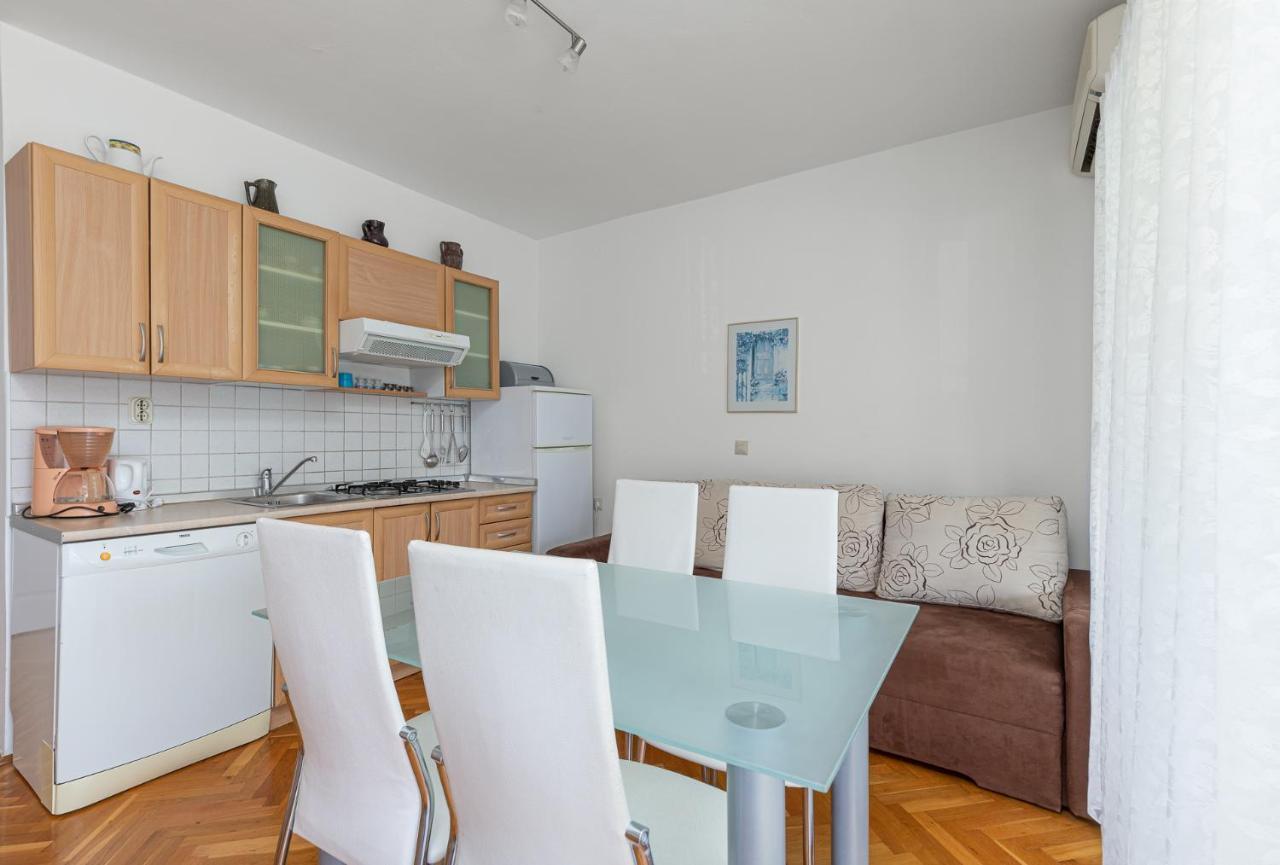 Apartamento Haus Eva Novigrad Istria Exterior foto