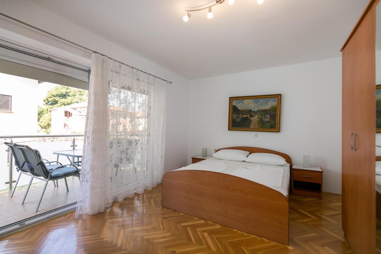 Apartamento Haus Eva Novigrad Istria Exterior foto