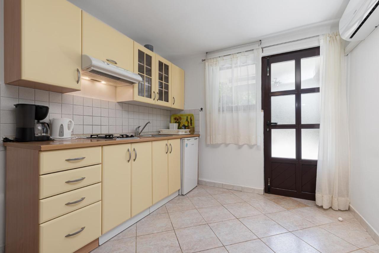 Apartamento Haus Eva Novigrad Istria Exterior foto